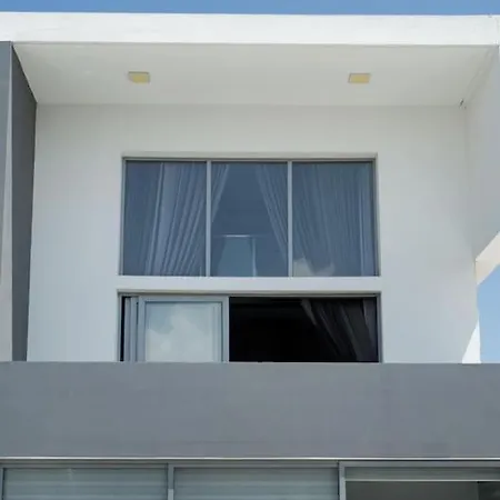 Luxury 3bedroom Loft Style *