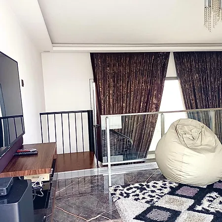 Luxury 3bedroom Loft Style Апартаменты Фамагуста